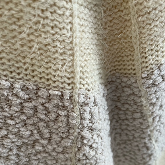 Anthropologie Ladies M beige eyelash sweater. Unique textures, loose threads. - Picture 5 of 8